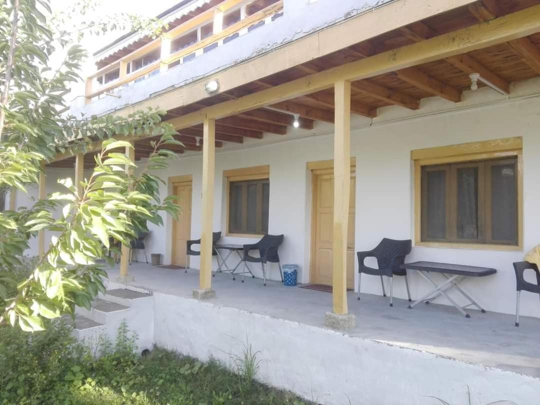 Tourist Cottage Hunza Karimabad  Exterior photo