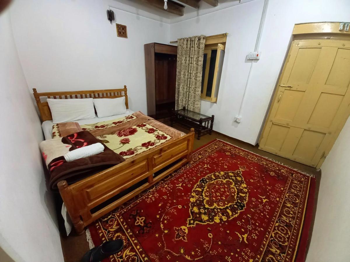 Tourist Cottage Hunza Karimabad  Exterior photo